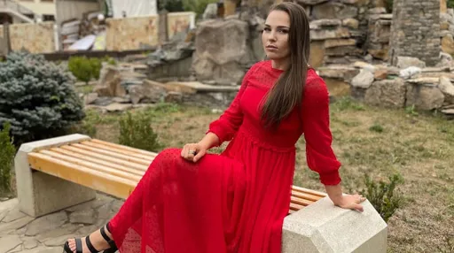 «Сначала надо наладить все в стране, а потом говорить о госизмене». Алексеева – о политике, Махачеве и Тейт