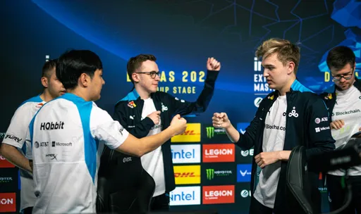 Cloud9 и G2 вышли в плей-офф IEM Dallas 2022