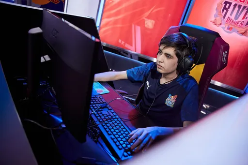 Dinozavrik: NaVi, BetBoom и OutSiders доказали, что на голову выше всех в регионе
