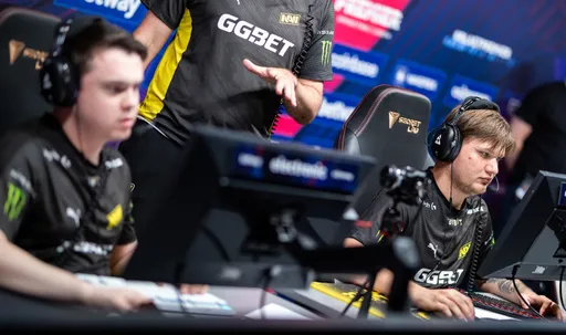 NaVi сразится с FaZe в плей-офф BLAST Premier: Spring Final 2022