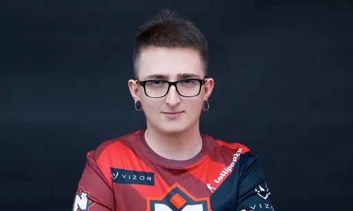 Lollipop21k оценил шансы 1win пройти на мейджор по CS:GO