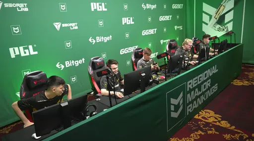 NaVi сразится с Vitality на RMR-турнире за выход на мейджор в Бельгии