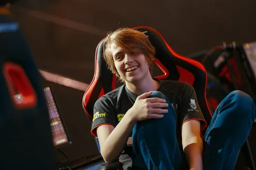 BOOM Esports разгромила EG и сыграет в переигровках
