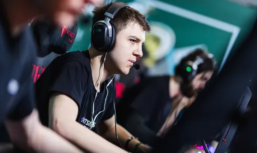 Outsiders вышла в гранд-финал ESL Challenger Valencia 2022