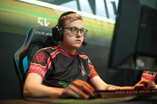 «Пинта тёмного»: Valve сорвала переход fn в PuckChamp?