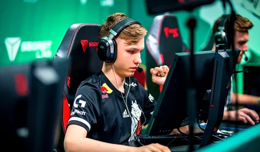 M0NESY занял седьмое место в рейтинге лучших игроков 2022 года от HLTV