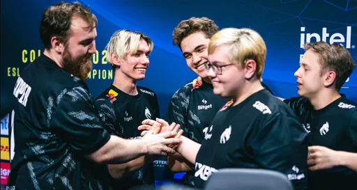 Team Spirit проиграла Fnatic на ESL Pro League Season 16