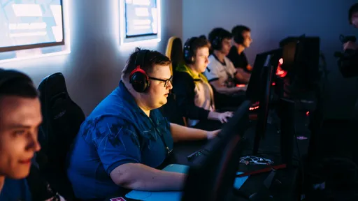 DIG BICKS с Boombl4 всухую победила BASADO с Dosia на Winline EML