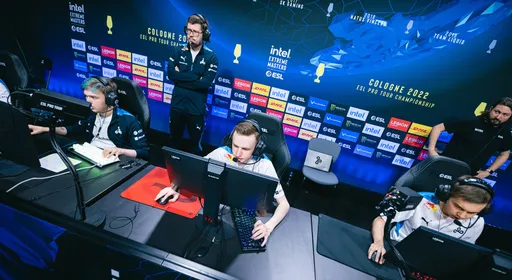 Cloud9 одержала верх во втором матче на ESL Pro League Season 16