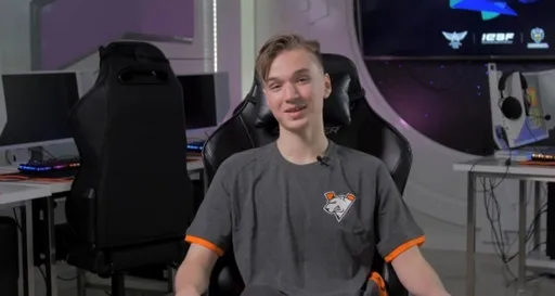 Pure потроллил AfterLife после убийства в матче VP — Gambit на D2CL Season 8