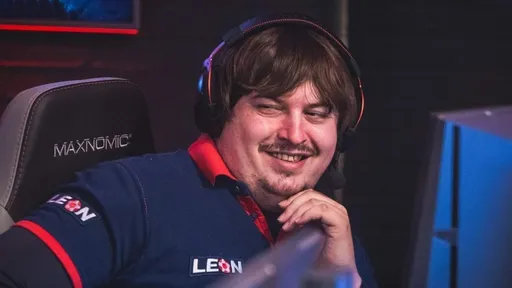 Команды Dosia и Buster сыграют на турнире за 100 тысяч долларов