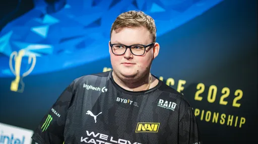 Инсайдер: Boombl4 сможет играть за BetBoom только с 2023 года из-за контракта с NaVi