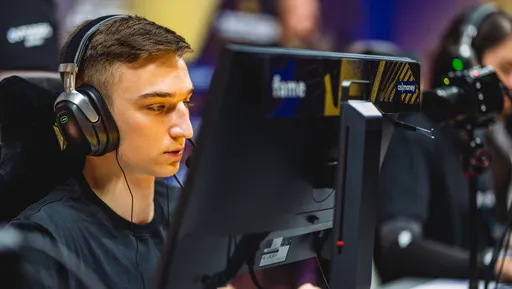 Outsiders проиграла Liquid на BLAST Premier: World Final 2022