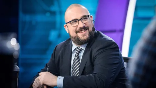 Ричард Льюис раскритиковал G2 за новый состав с HooXi и jks