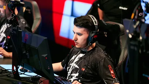 Nexa и dexter стали игроками, которые лучше выступали в онлайне, чем на LAN в 2022 году