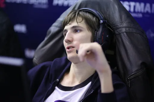 Illidan высказался о вылете Virtus.pro с PGL Arlington Major 2022