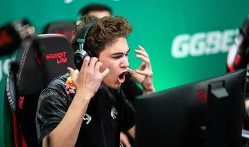 FaZe Clan одолела Team Spirit и вышла в гранд-финал PGL Major Antwerp 2022