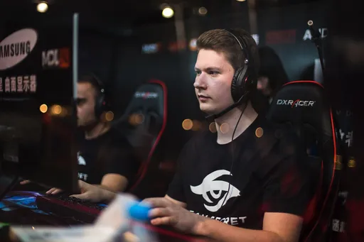 Entity обыграла Team Secret на DPC S3 для Европы