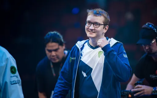 Liquid победила Soniqs, а Fnatic и OG сыграли вничью на мейджоре в США