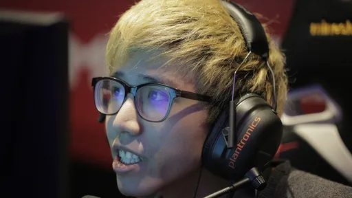 Meracle о LAN-турнире по Dota 2 в Дубае: w33 играл потрясающе