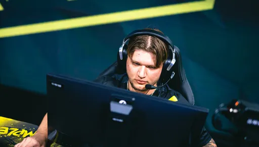 NaVi сразится с G2 в четвертьфинале плей-офф EPL Season 16