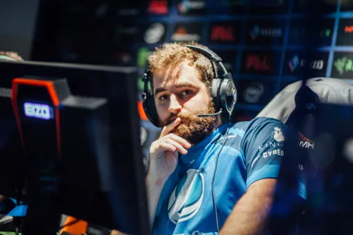 FalleN: странно ожидать от тренеров, что они покинут сервер сразу после обнаружения бага