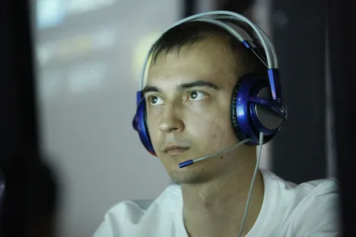 Talon Esports разыграет с Entity слот в нижней сетке плей-офф TI11