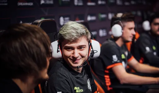 RAMZES666 раскритиковал Valve за баги в Dota 2