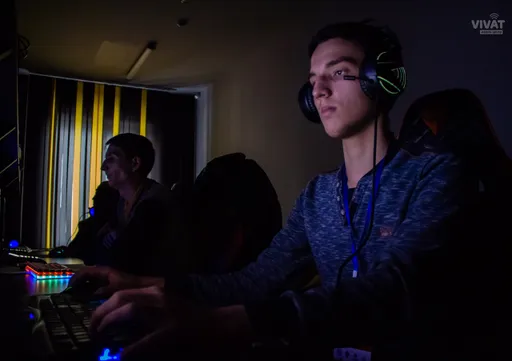 Team Empire выбила Yet Another Team из Winline D2CL Season 9