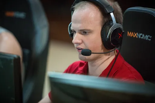 Chessie начал поиски организации для своей команды по Dota 2