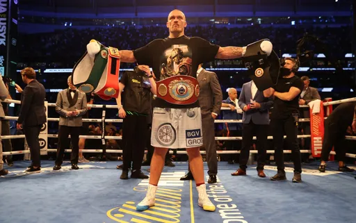 Сокрушительная победа Усика. Триумф Валентины Шевченко на UFC 266. Главные новости недели в мире единоборств