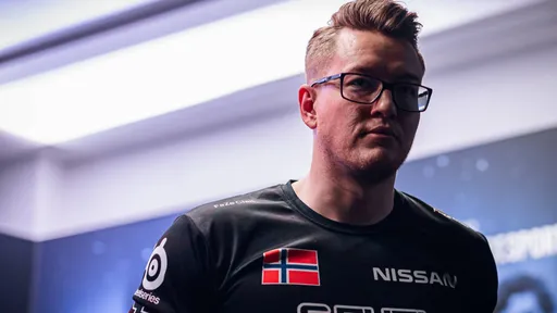CompLexity — Faze Clan: прямая трансляция и коэффициенты на матч BLAST Premier Fall Groups 2021