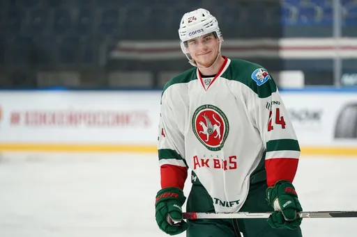 Форвард «Ак Барса» Сафонов: мой дебют в КХЛ продлился 4 секунды