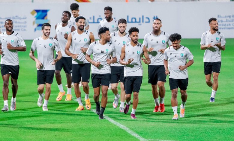 Аль-Ахли – Аль-Шабаб прогноз на матч чемпионата Саудовской Аравии 25 ноября 2023