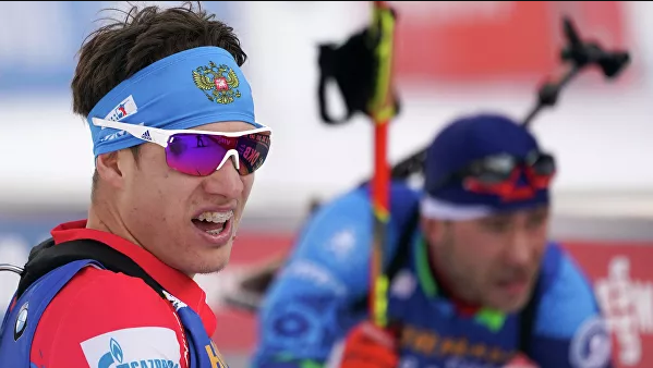 Латыпов бежал спринт в Рупольдинге на лыжах Логинова