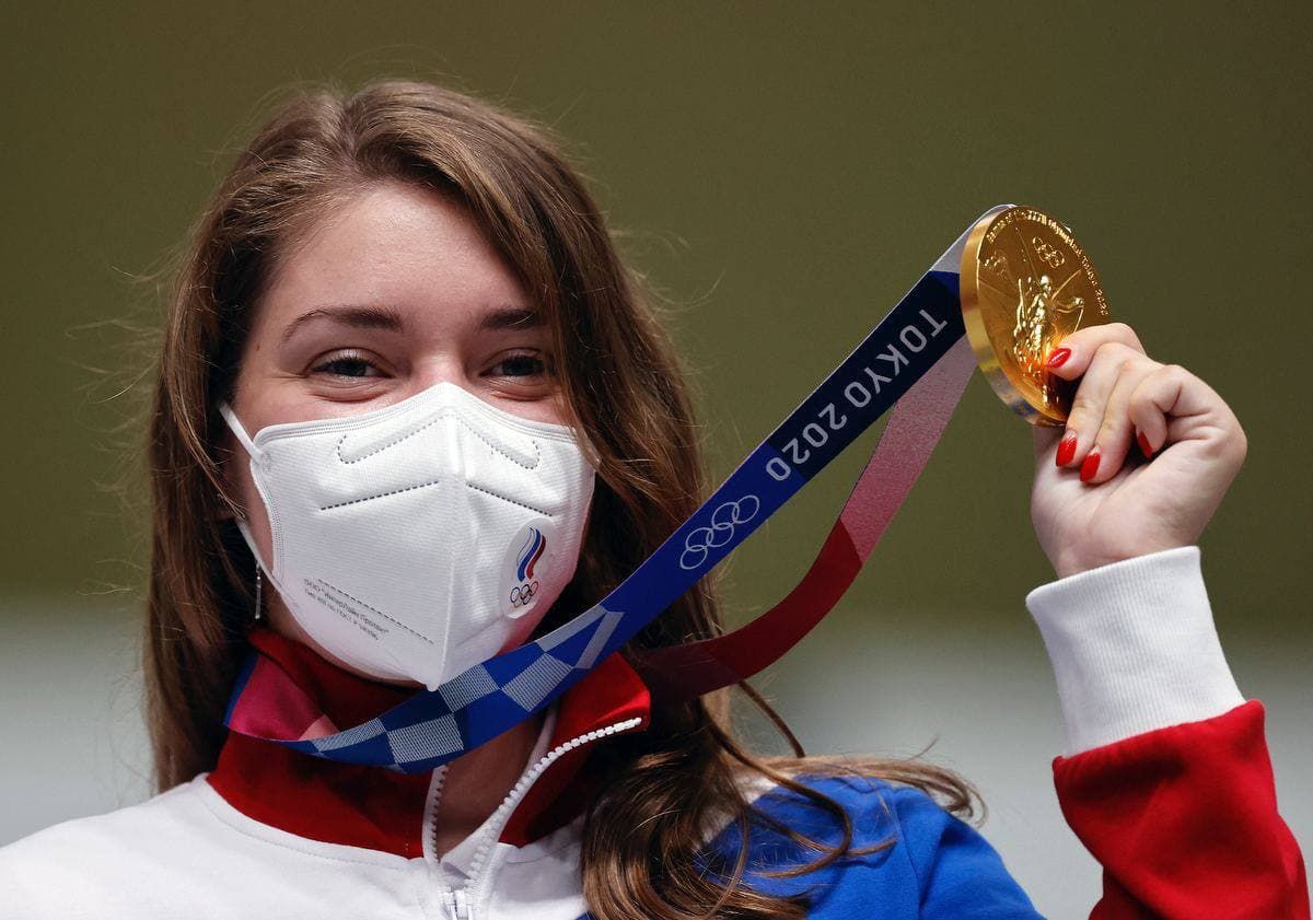 Бацарашкина выиграла соревнования по стрельбе с олимпийским рекордом. Это первое российское золото на ОИ