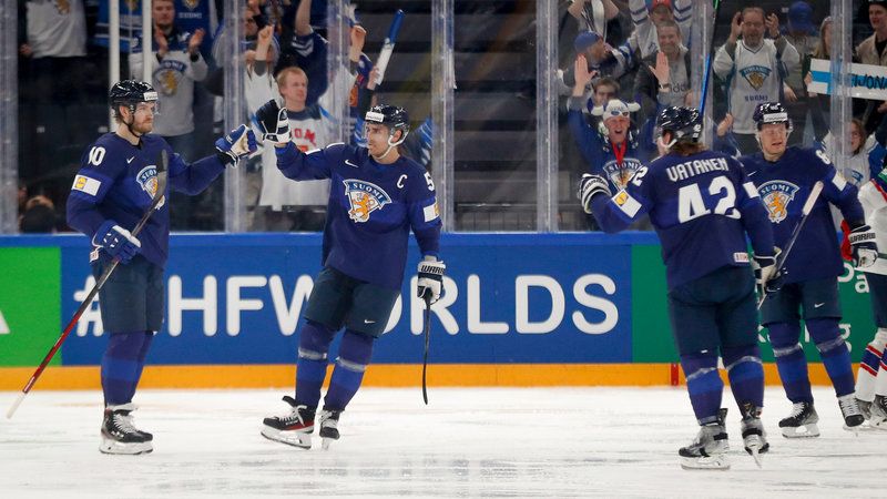 Сборная Финляндии разгромила сборную Великобритании в матче чемпионата мира-2022 по хоккею