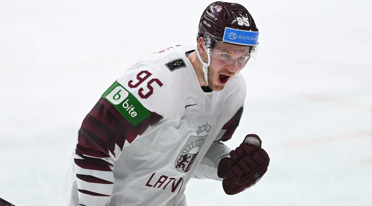 Латвия сенсационно обыграла Канаду на чемпионате мира по хоккею