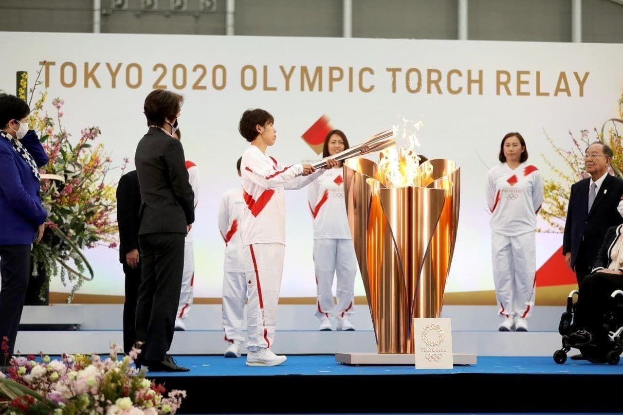 Эстафета олимпийского огня в Осаке отменена из-за коронавируса