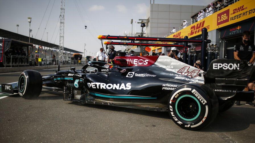 В команде Mercedes уверены, что Хэмилтон останется в «Формуле-1»
