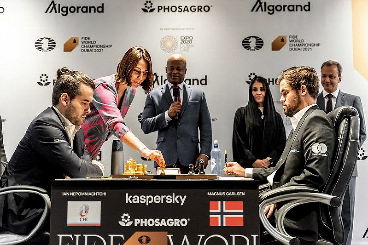 Карлсен – Непомнящий: где смотреть шестую партию матча за шахматную корону 3 декабря