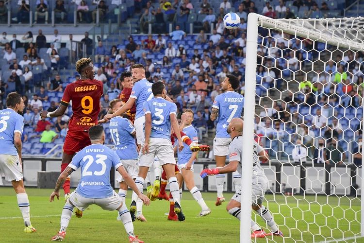 «Рома» разгромила «Лацио» со счетом 3:0 в матче Серии А, Абрахам оформил дубль