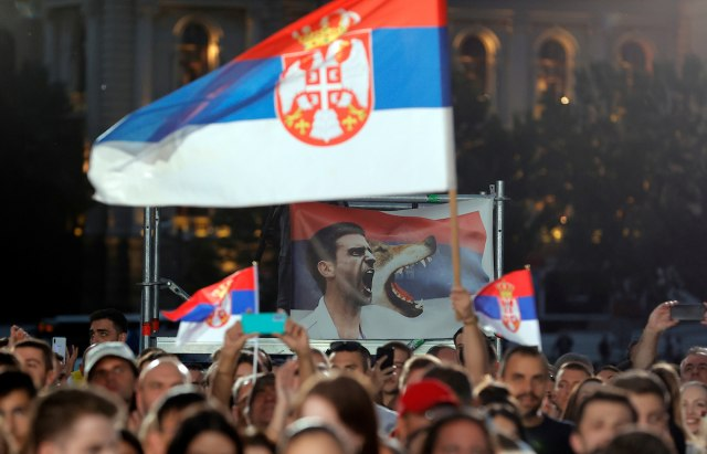 Джокович после победы на «Уимблдоне» посетил Белград, где его встретили тысячи фанатов