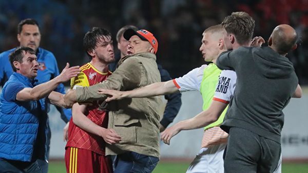 «Арсенал» обвинил игрока «Урала» в ксенофобии