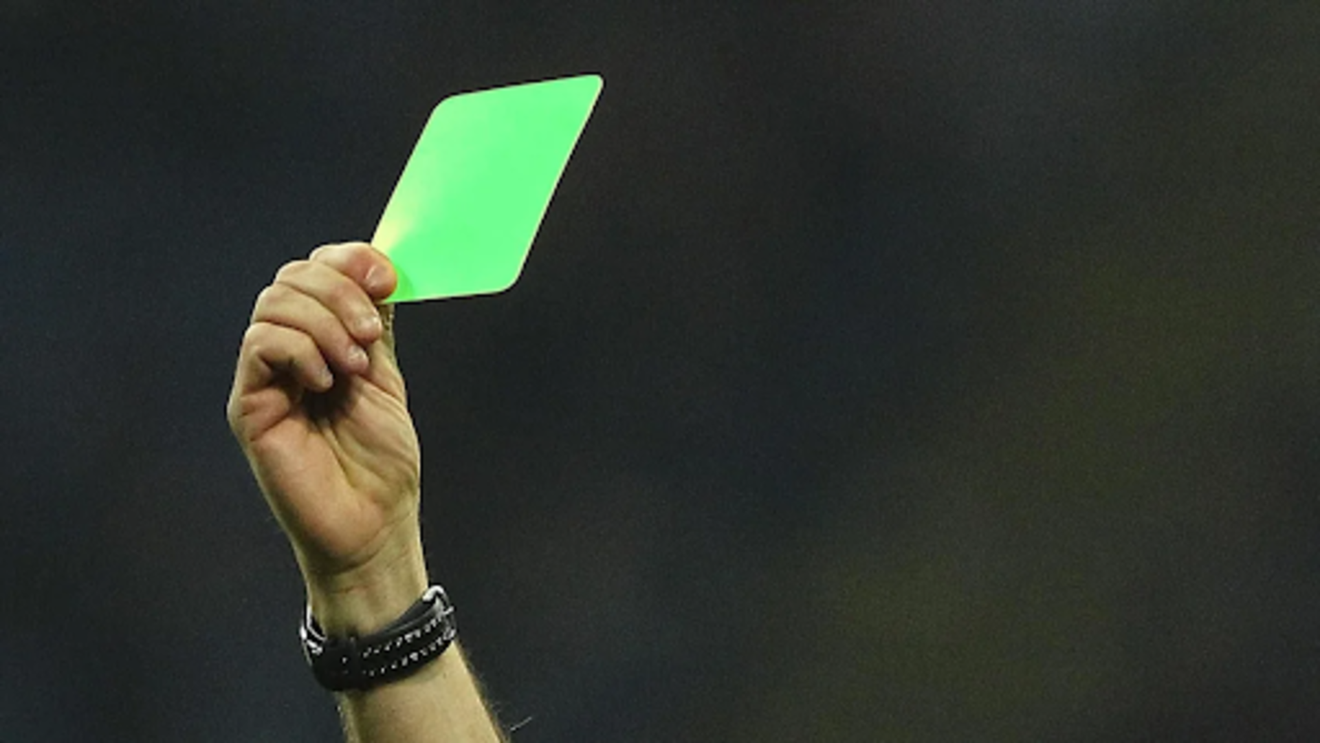 Зеленая карточка в футболе